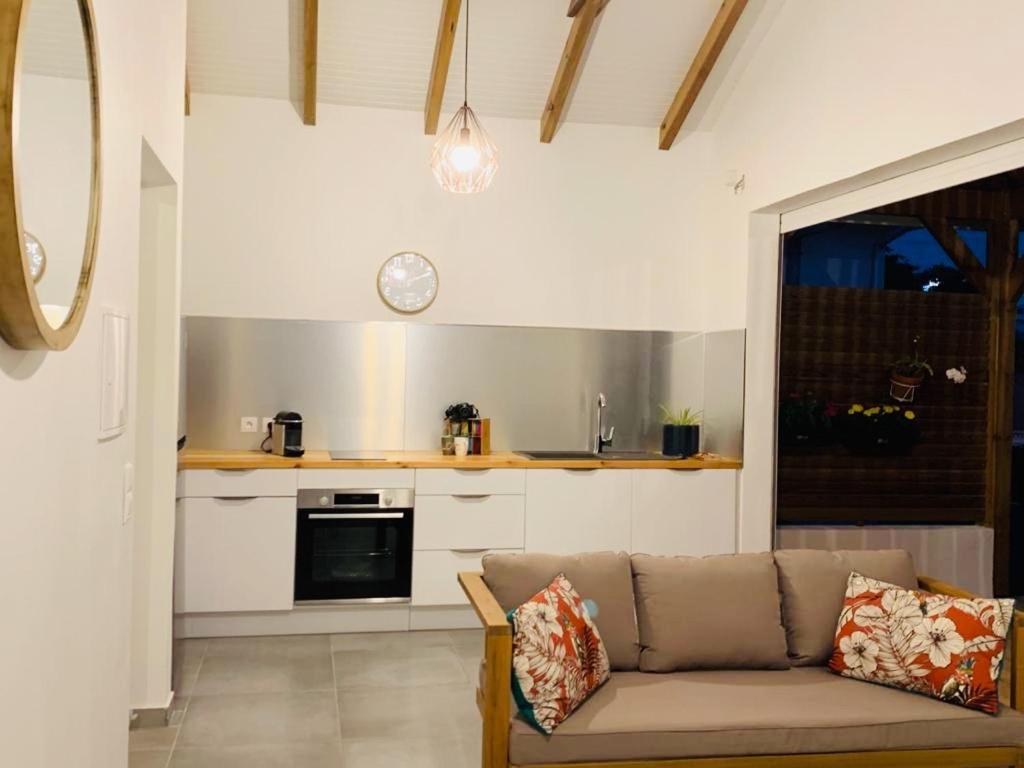 Vanille, A Proximite Des Plages, Idealement Situe Pour Visiter La Guadeloupe ル・ゴジエ エクステリア 写真